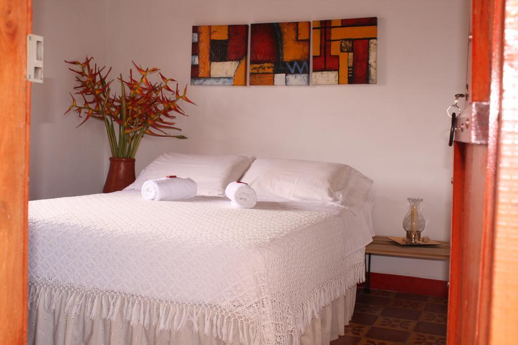 Hotel Kantarrana Urbana Хардін Номер фото